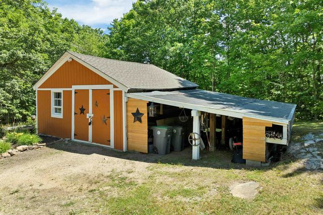 30 Roy Road, Hooksett, NH 03106