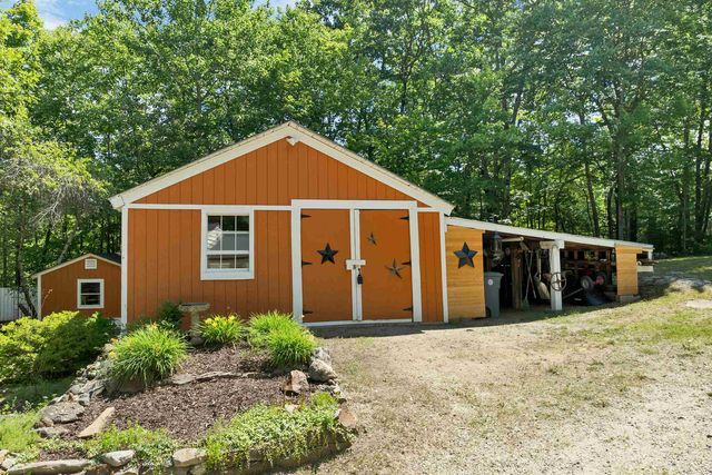 30 Roy Road, Hooksett, NH 03106