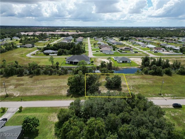 1428 NE 33rd ST, Cape Coral, FL 33909