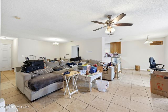 1739 SAW LAKE Drive, Middleburg, FL 32068