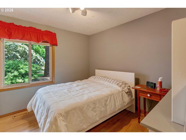 3047 Se 140TH Ave, Portland, OR 97236