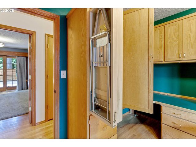 3047 Se 140TH Ave, Portland, OR 97236