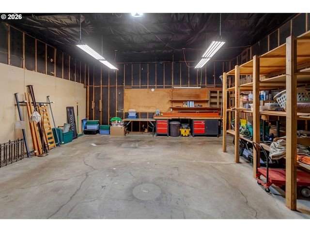 3047 Se 140TH Ave, Portland, OR 97236
