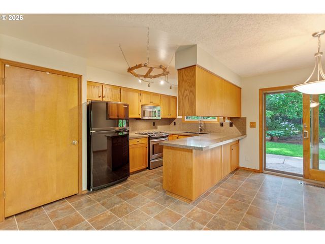 3047 Se 140TH Ave, Portland, OR 97236