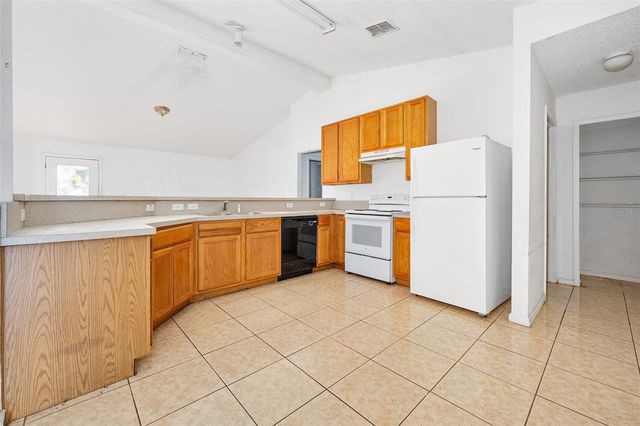 28 RICHLAND LANE, Palm Coast, FL 32164