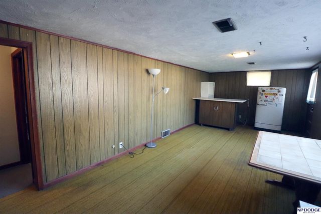 108 Hillside Drive, Bellevue, NE 68005