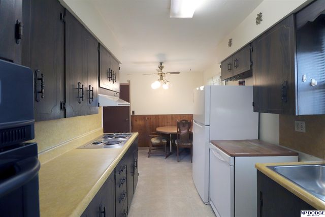 108 Hillside Drive, Bellevue, NE 68005