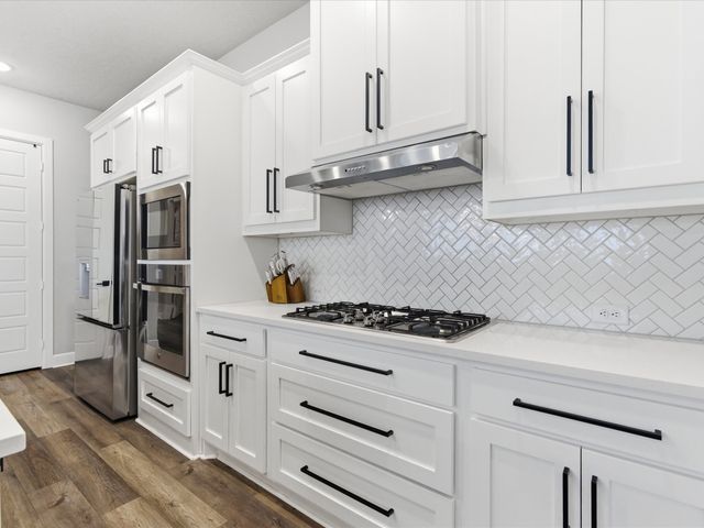 1625 Windflower Drive, Aubrey, TX 76227