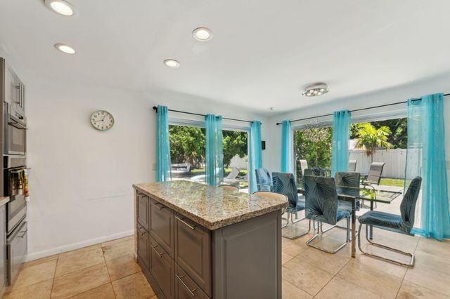 254 SW 8th Street, Dania Beach, FL 33004