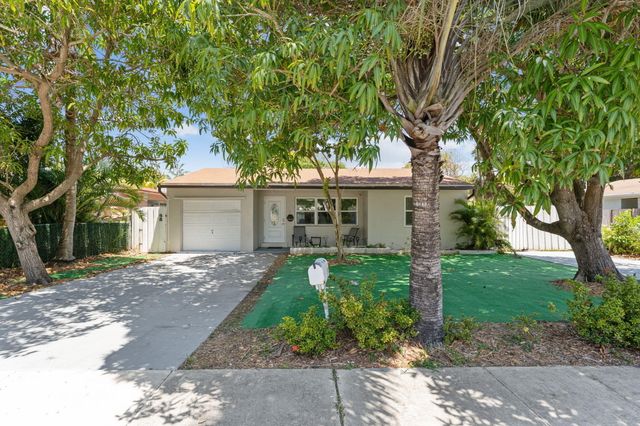 254 SW 8th Street, Dania Beach, FL 33004