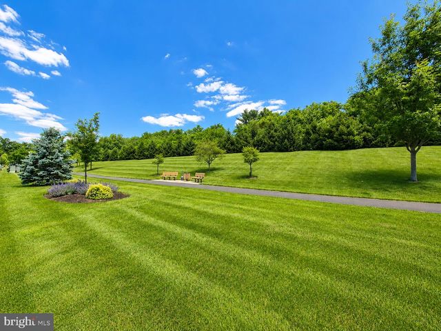 5213 MERIDIAN BLVD, Warrington, PA 18976