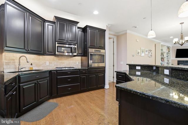 5213 MERIDIAN BLVD, Warrington, PA 18976