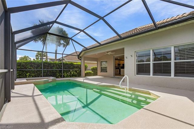 9544 Hemingway LN, Fort Myers, FL 33913