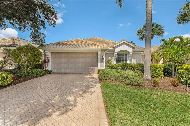 9544 Hemingway LN, Fort Myers, FL 33913