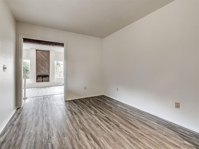 9822 Hefner Village Drive, Oklahoma City, OK 73162