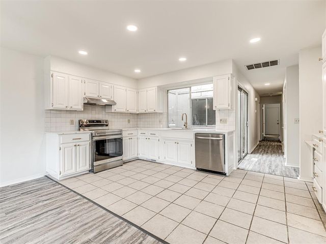 9822 Hefner Village Drive, Oklahoma City, OK 73162