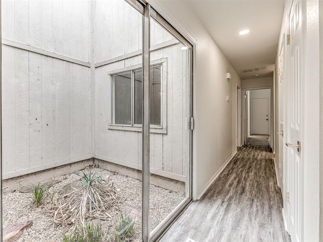 9822 Hefner Village Drive, Oklahoma City, OK 73162