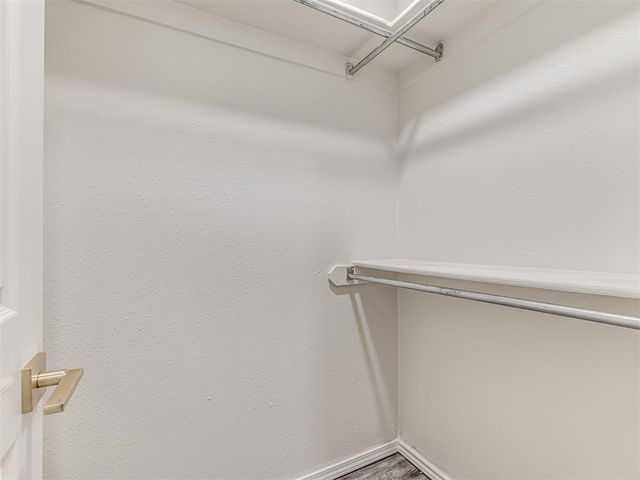 9822 Hefner Village Drive, Oklahoma City, OK 73162