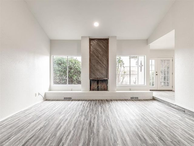 9822 Hefner Village Drive, Oklahoma City, OK 73162