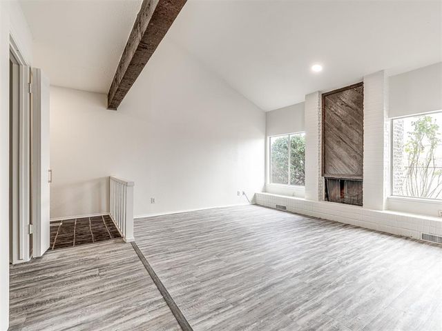 9822 Hefner Village Drive, Oklahoma City, OK 73162