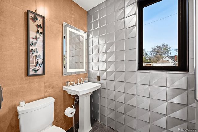 2483 W Caithness Place, Denver, CO 80211