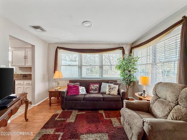 23 Higgins Court, Brick, NJ 08724