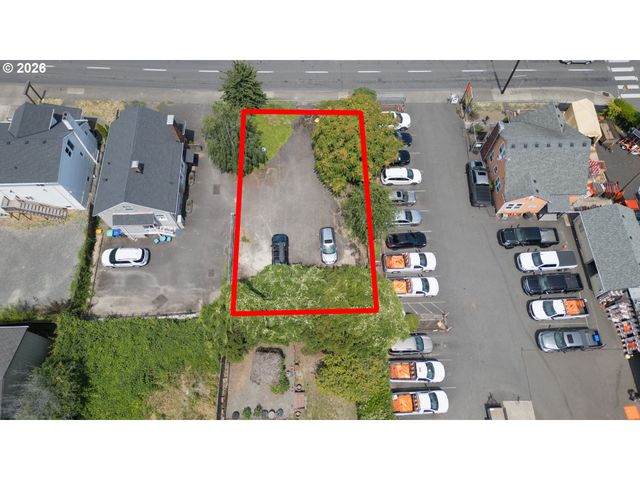 1590 Se HOLGATE Blvd, Portland, OR 97202