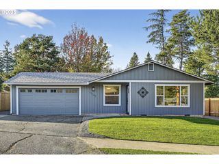 17745 DAVIS Dr, Sandy, OR 97055