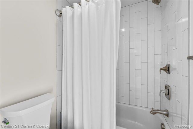 1133 Sutherland Street, Plymouth, MI 48170