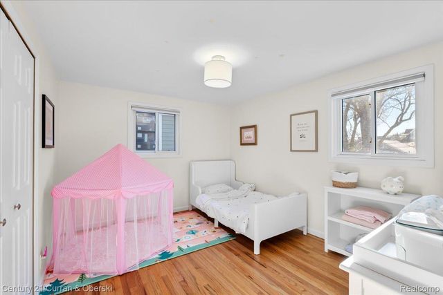 1133 Sutherland Street, Plymouth, MI 48170