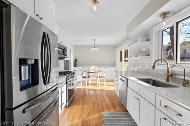 1133 Sutherland Street, Plymouth, MI 48170