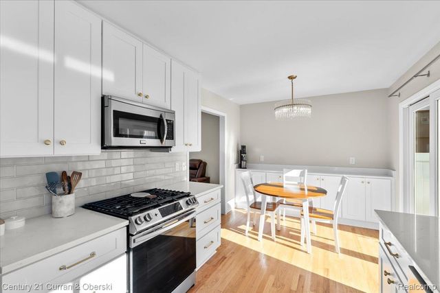 1133 Sutherland Street, Plymouth, MI 48170