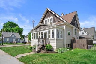 323 ROSALIA STREET, Oshkosh, WI 54901