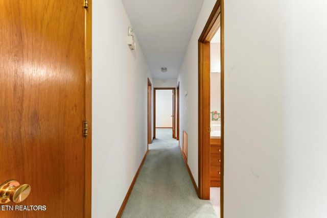 2015 Mountair Drive, Knoxville, TN 37924