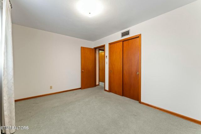 2015 Mountair Drive, Knoxville, TN 37924