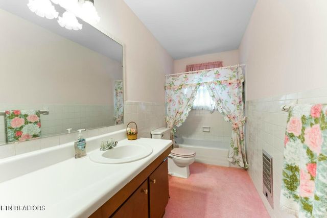 2015 Mountair Drive, Knoxville, TN 37924