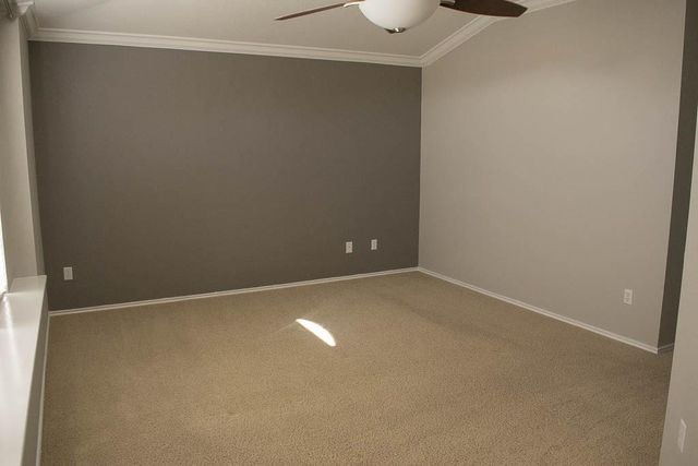 1708 Darjeeling DR, Pflugerville, TX 78660