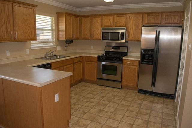 1708 Darjeeling DR, Pflugerville, TX 78660