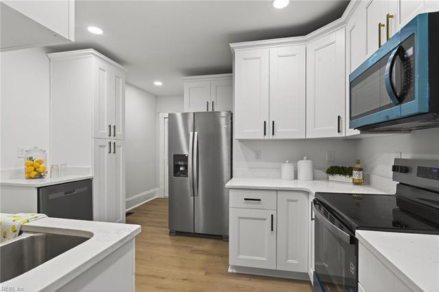 232 52nd ST, Newport News, VA 23607