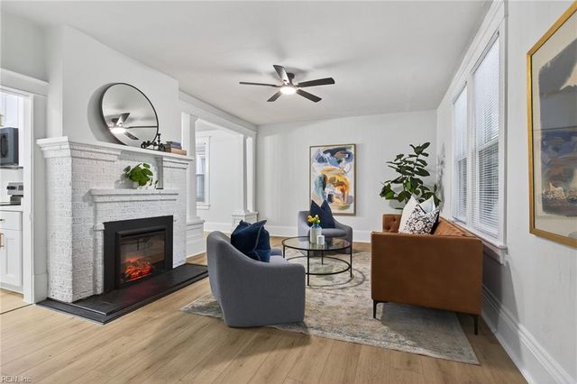 232 52nd ST, Newport News, VA 23607