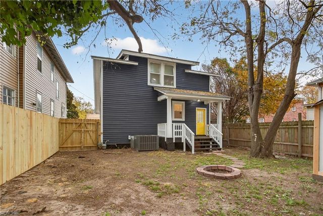 232 52nd ST, Newport News, VA 23607