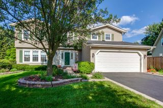 831 Jefferson Drive, Lindenhurst, IL 60046