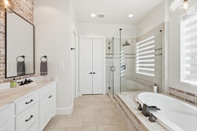 7105 W Hells Gate Drive, Strawn, TX 76475