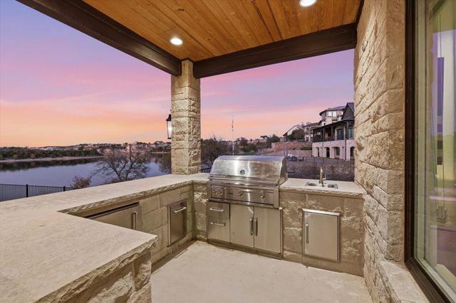 7105 W Hells Gate Drive, Strawn, TX 76475