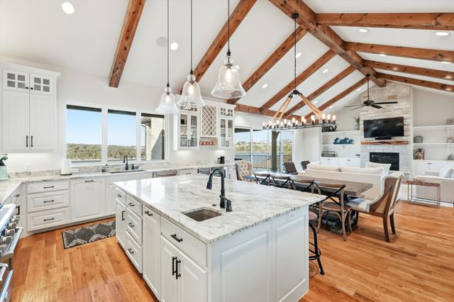 7105 W Hells Gate Drive, Strawn, TX 76475