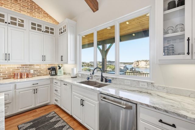 7105 W Hells Gate Drive, Strawn, TX 76475