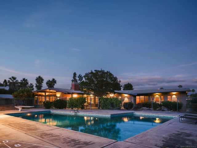 10535 Fuerte Drive, La Mesa, CA 91941