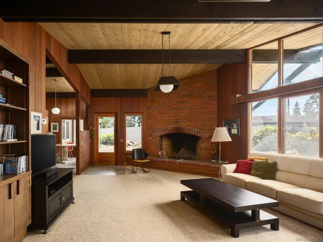 10535 Fuerte Drive, La Mesa, CA 91941