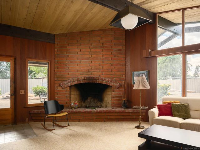 10535 Fuerte Drive, La Mesa, CA 91941