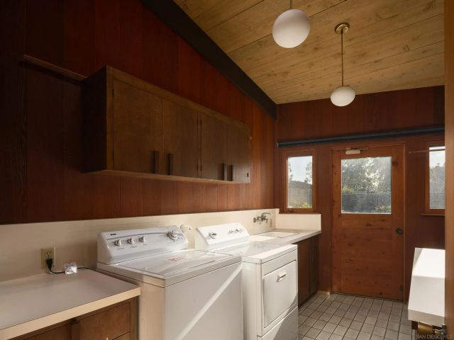 10535 Fuerte Drive, La Mesa, CA 91941